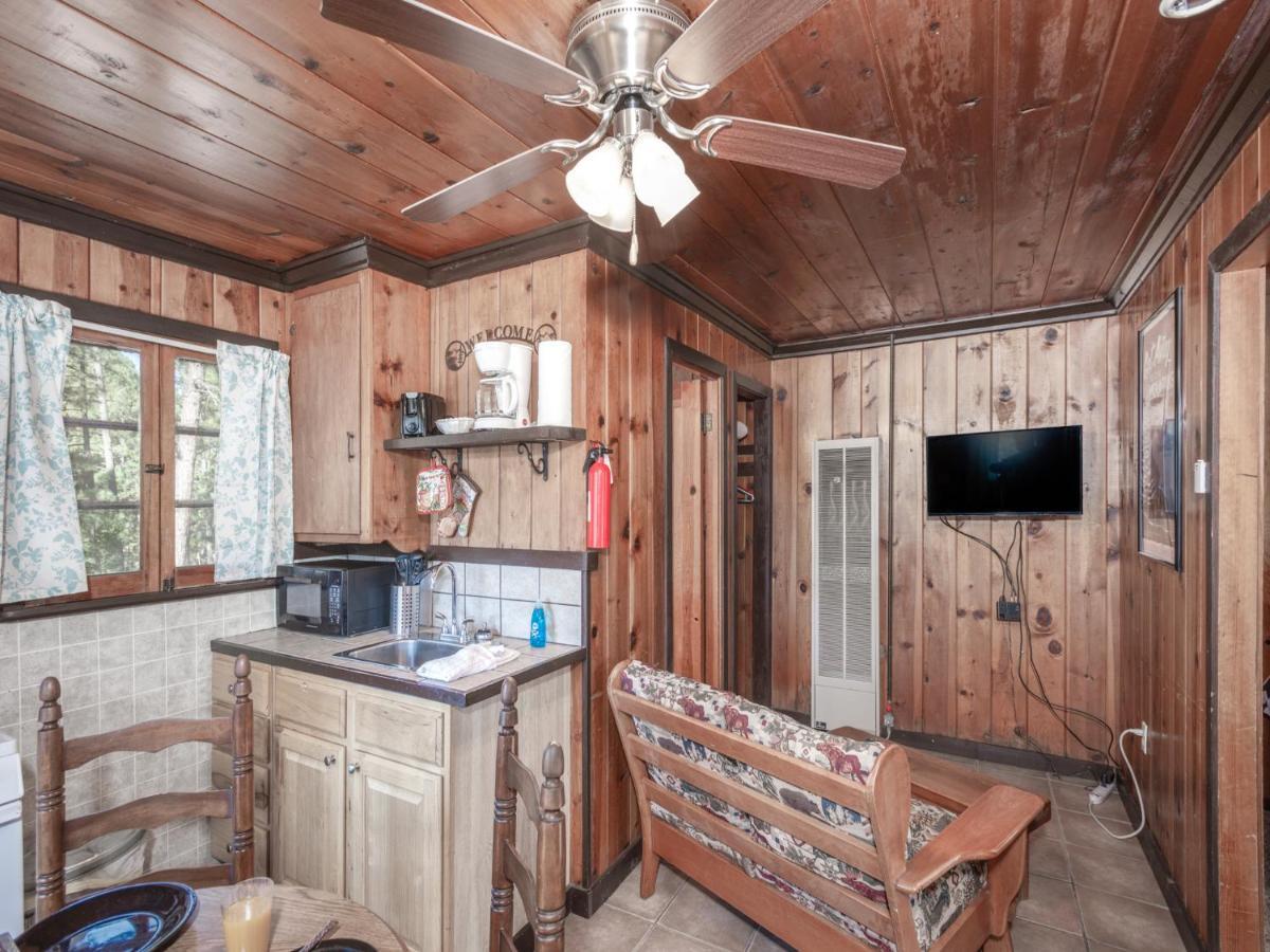 Tiny Two, 2 Bedrooms, Midtown, Sleeps 4 Ruidoso Exteriör bild